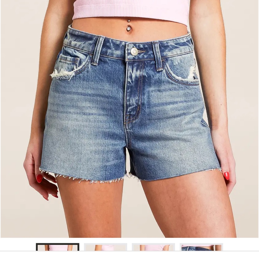 FLYING MONKEY High Rise Stretch Short